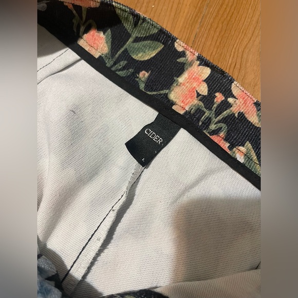 CIDER Floral Wide-Leg Pants - Size Large - Picture 5 of 6